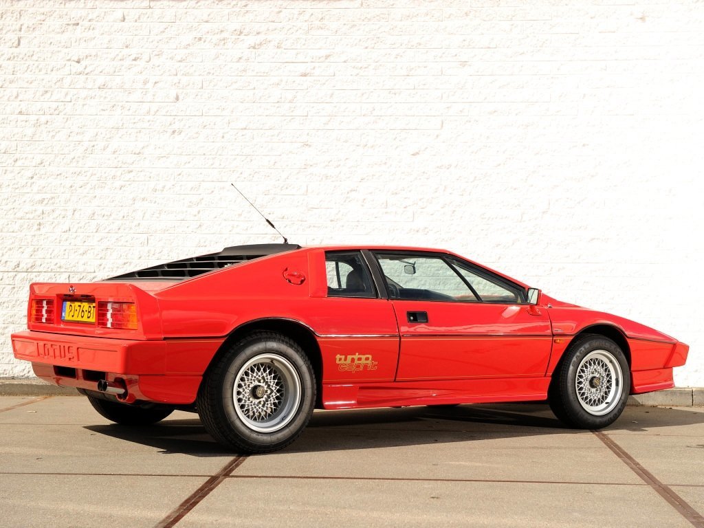 Lotus Esprit III