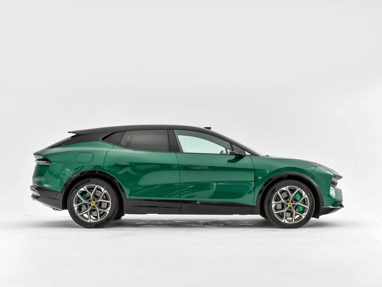 Lotus For Me Внедорожник 5 дв.