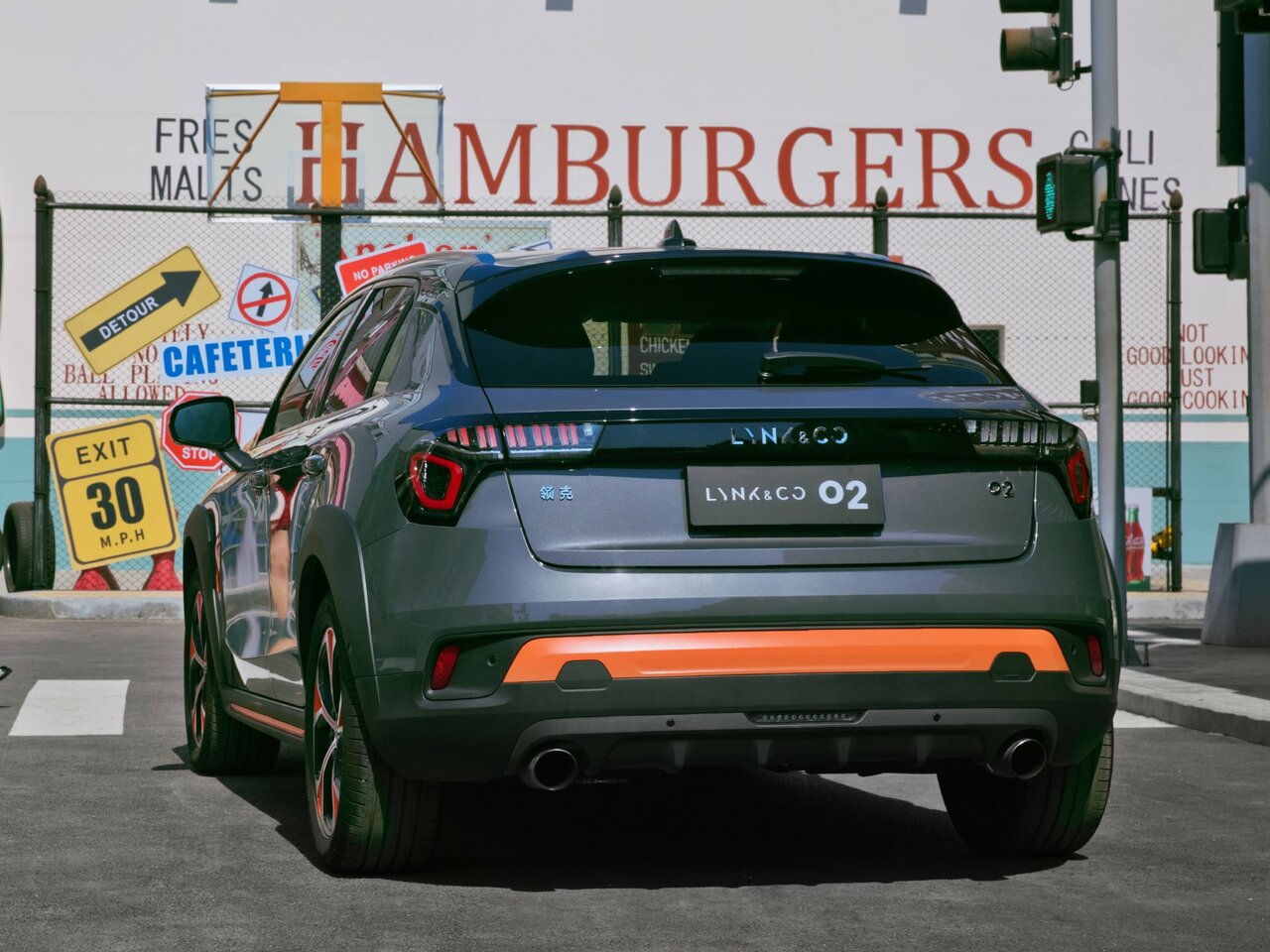 Lynk &amp; Co 02 I