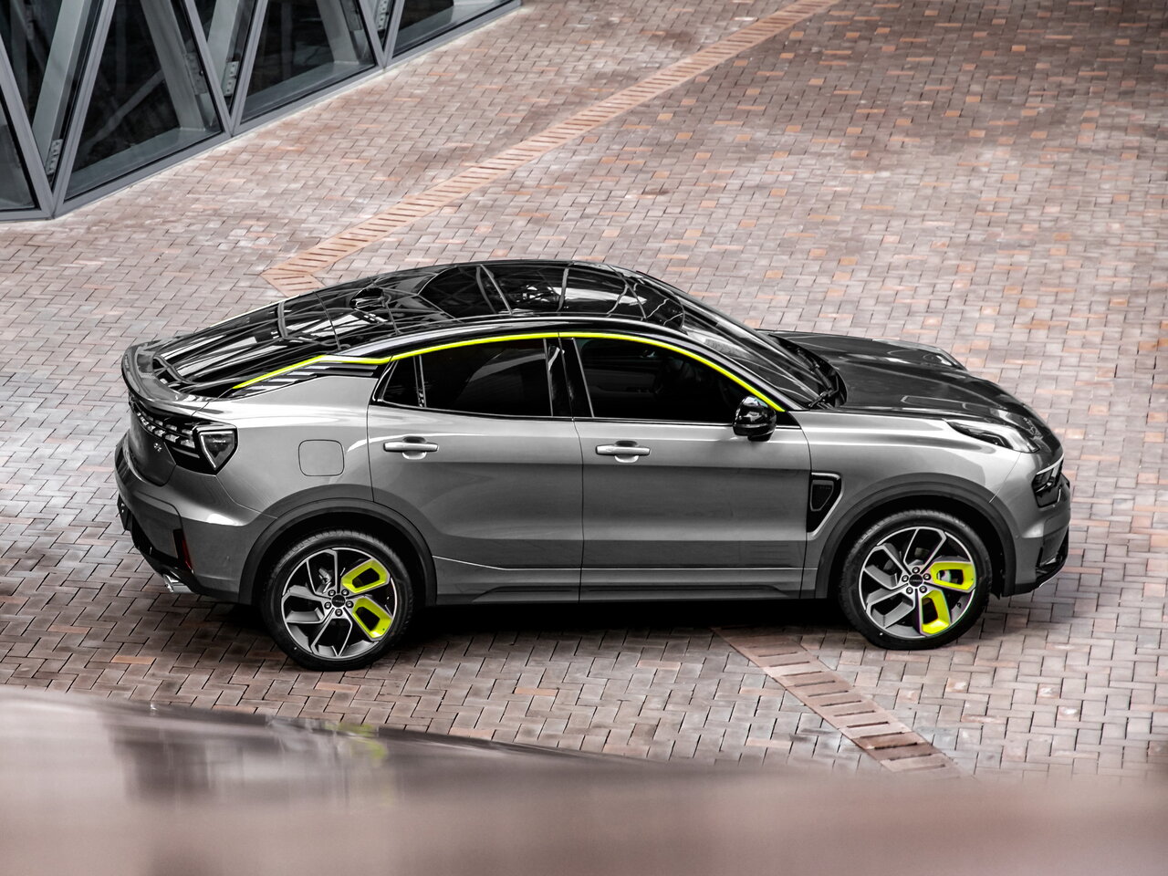 Lynk &amp; Co 05 Внедорожник 5 дв.