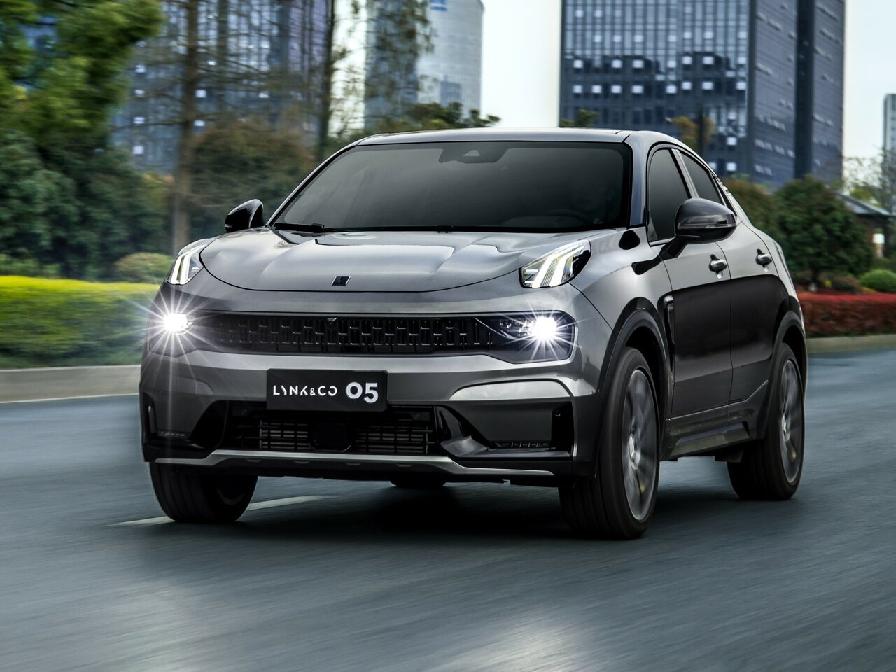 Lynk &amp; Co 05 Внедорожник 5 дв.