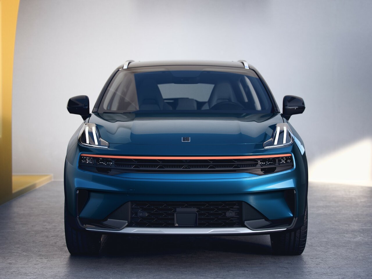 Lynk &amp; Co 06 I