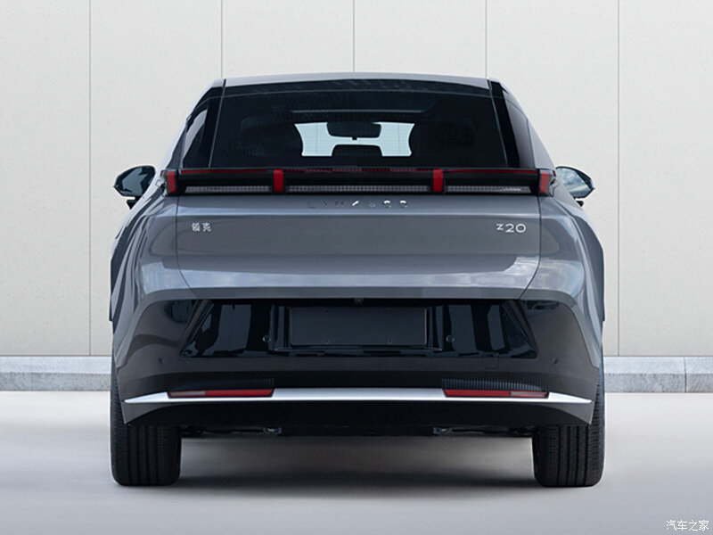 Lynk &amp; Co Z20 Внедорожник 5 дв.