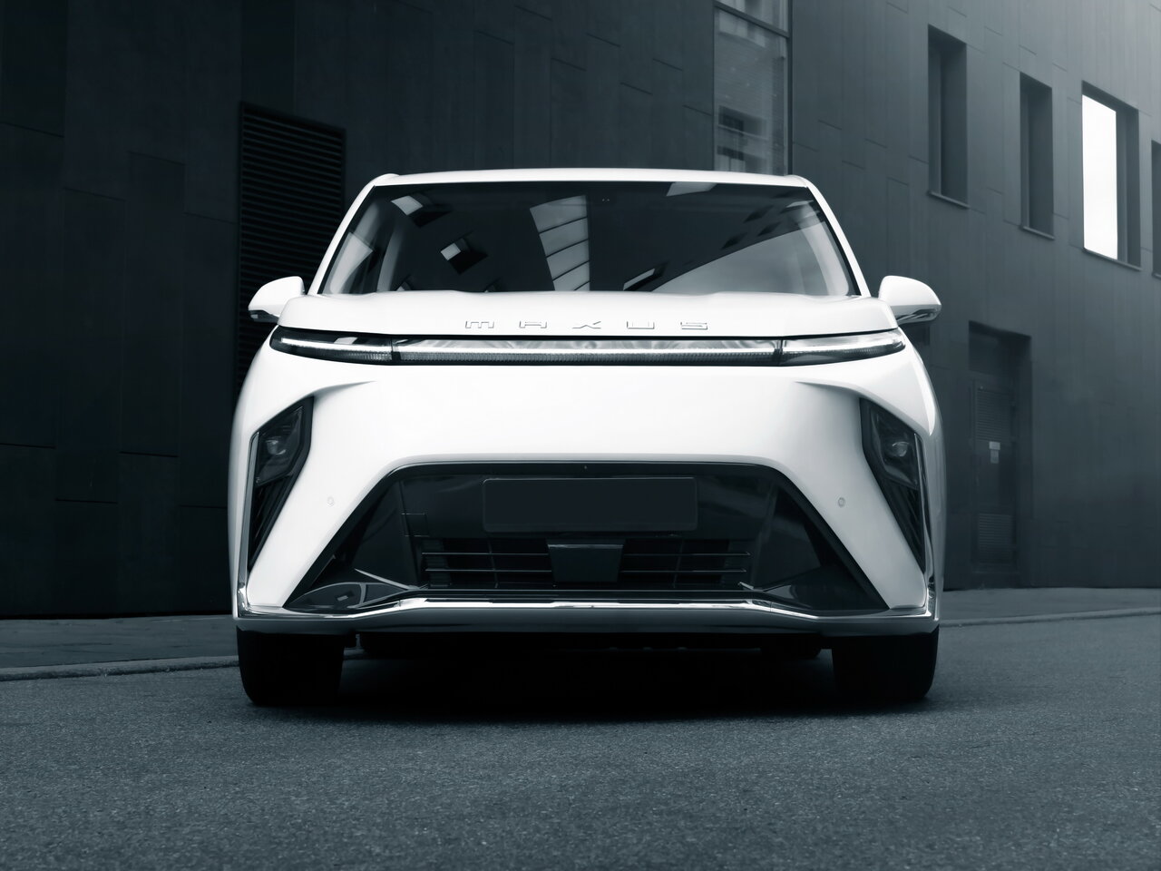 Maxus MIFA 9 Минивэн
