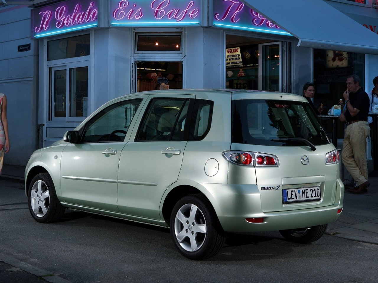Mazda 2 I (DY) Рестайлинг