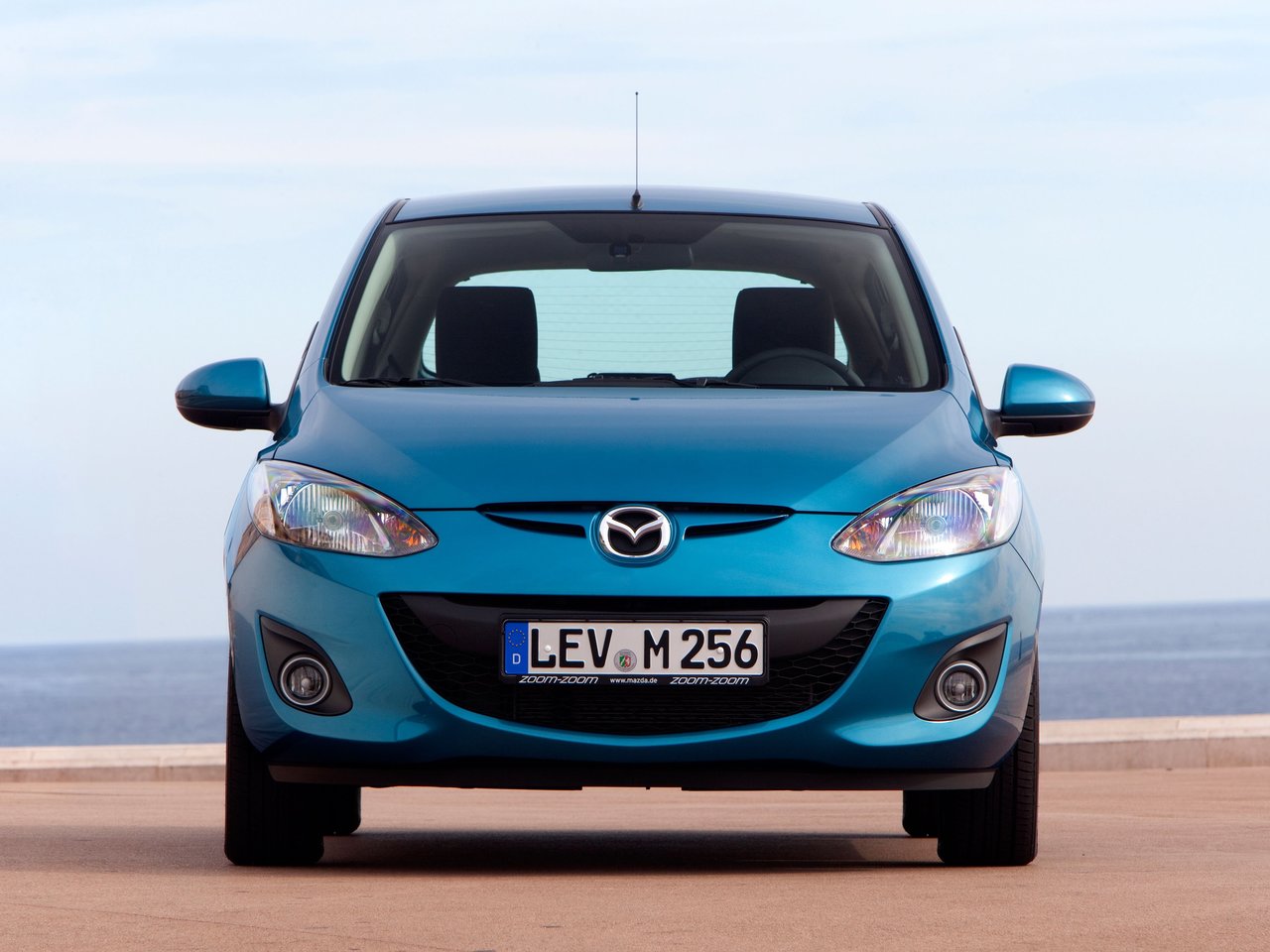 Mazda 2 II Рестайлинг (DE2)