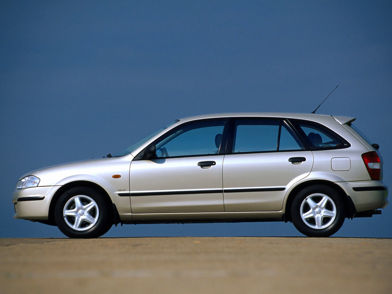 Mazda 323 VI (BJ)