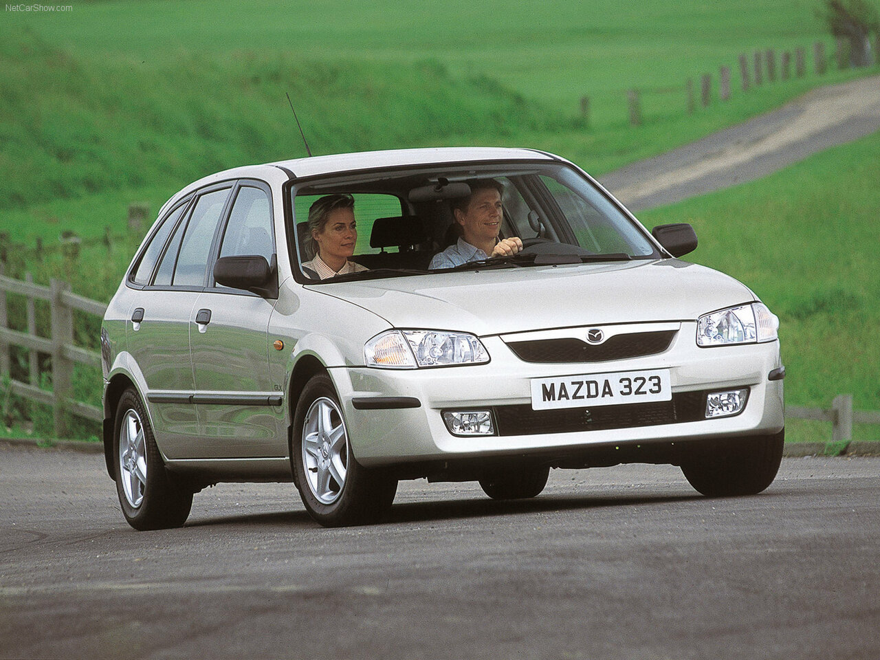 Mazda 323 VI (BJ)