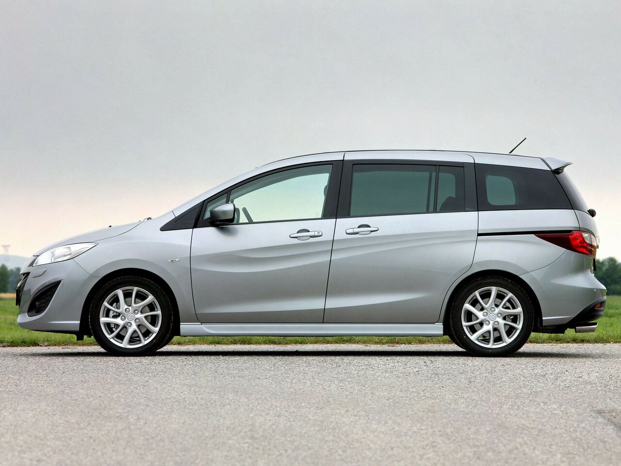 Mazda 5 II (CW)
