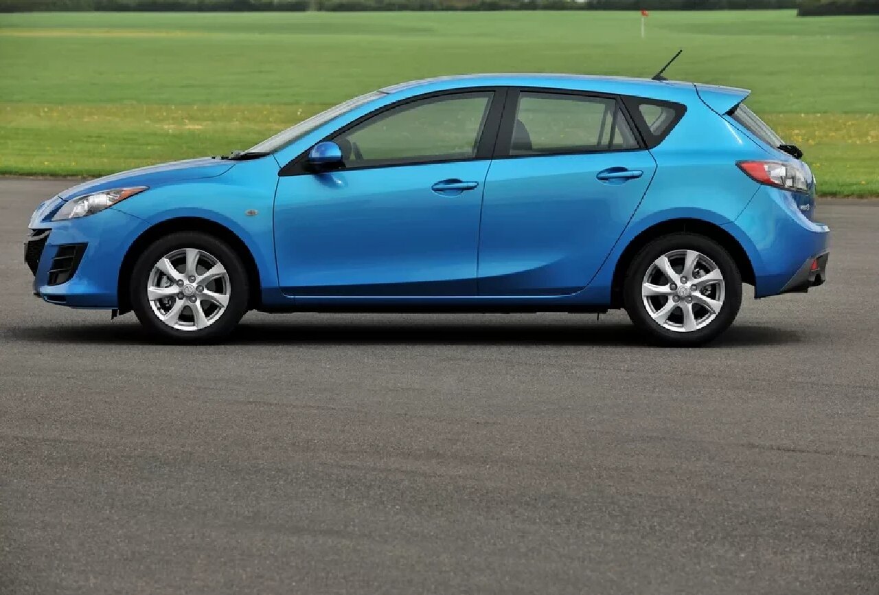 Mazda Axela II