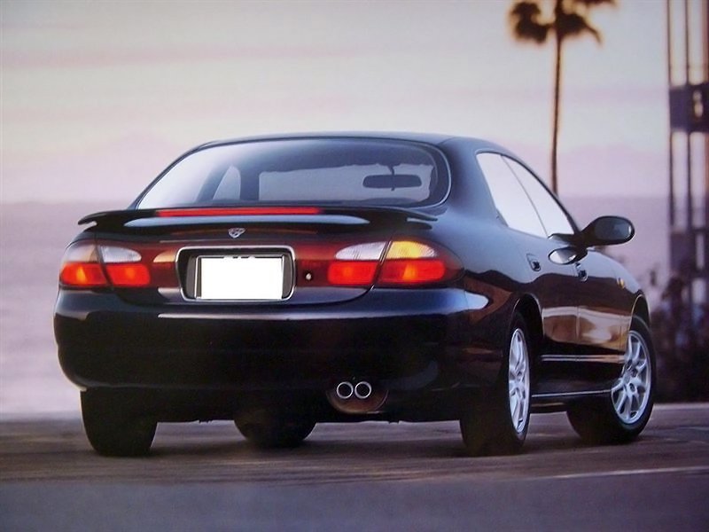Mazda Efini MS-8 Седан