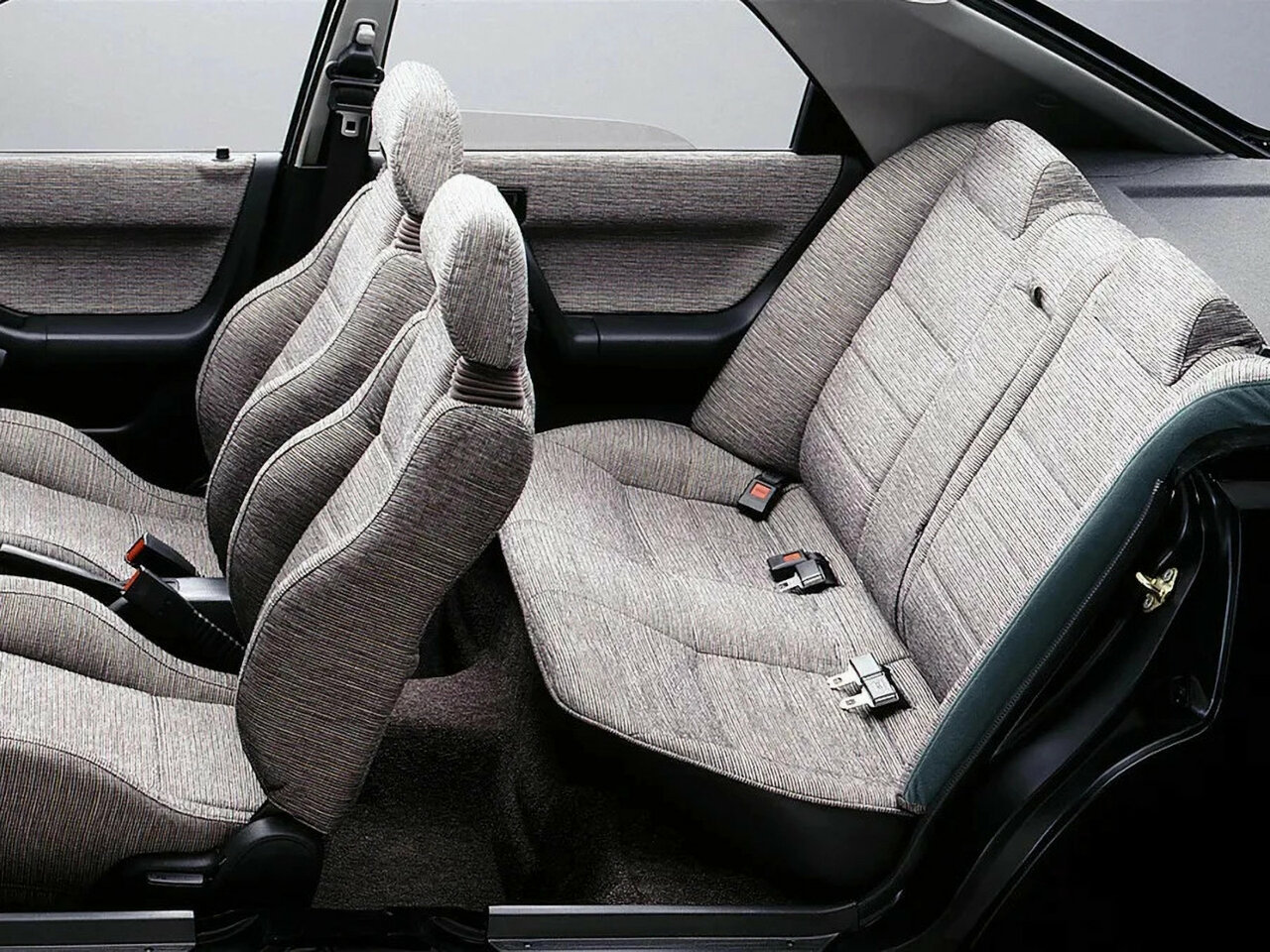 Mazda Eunos 100 Хэтчбек 5 дв.