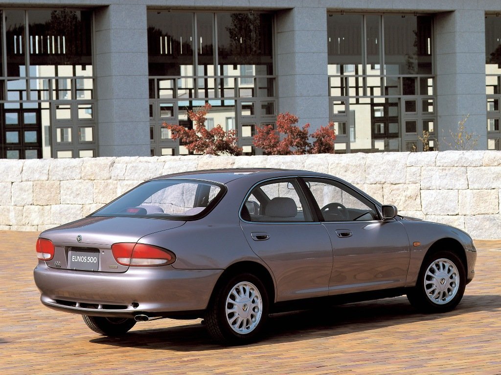 Mazda Eunos 500 Седан