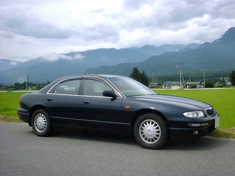 Mazda Eunos 800 Седан