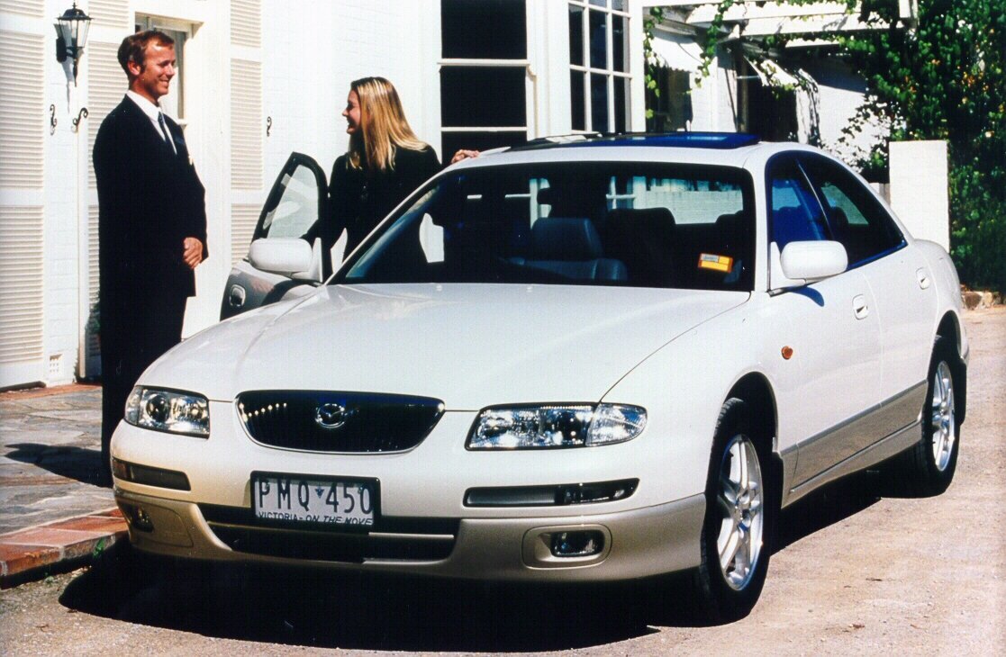 Mazda Eunos 800 Седан