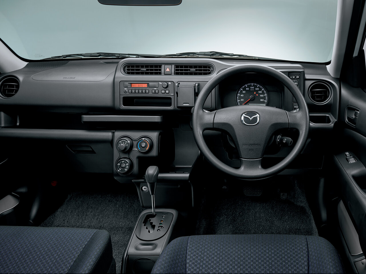 Mazda Familia XP16