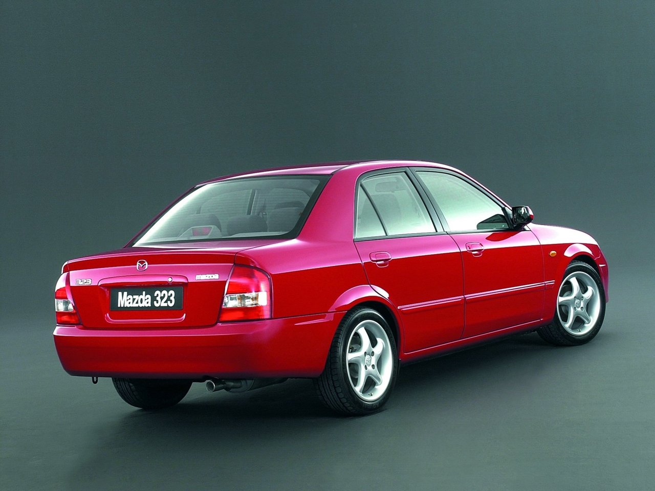 Mazda Familia VIII (BJ)