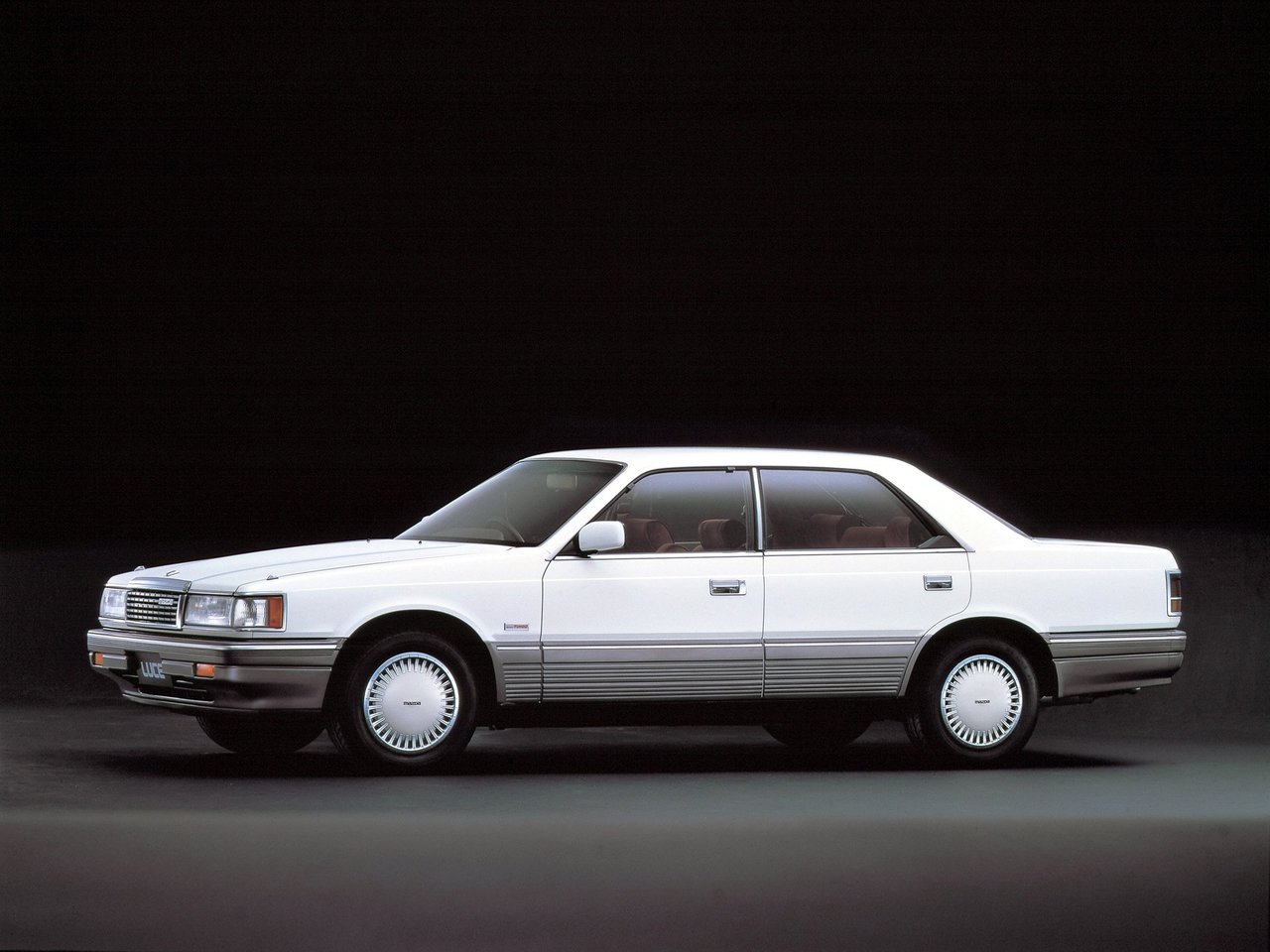 Mazda Luce V
