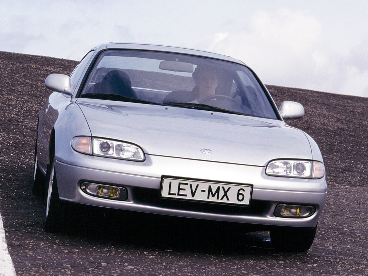 Mazda MX-6 Купе