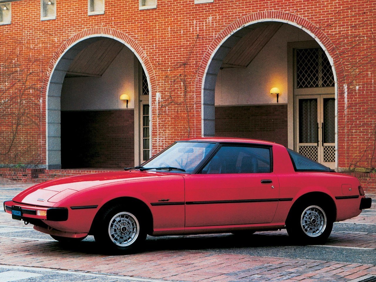 Mazda RX-7 I (SA)