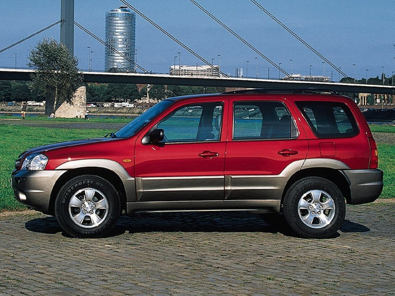 Mazda Tribute I