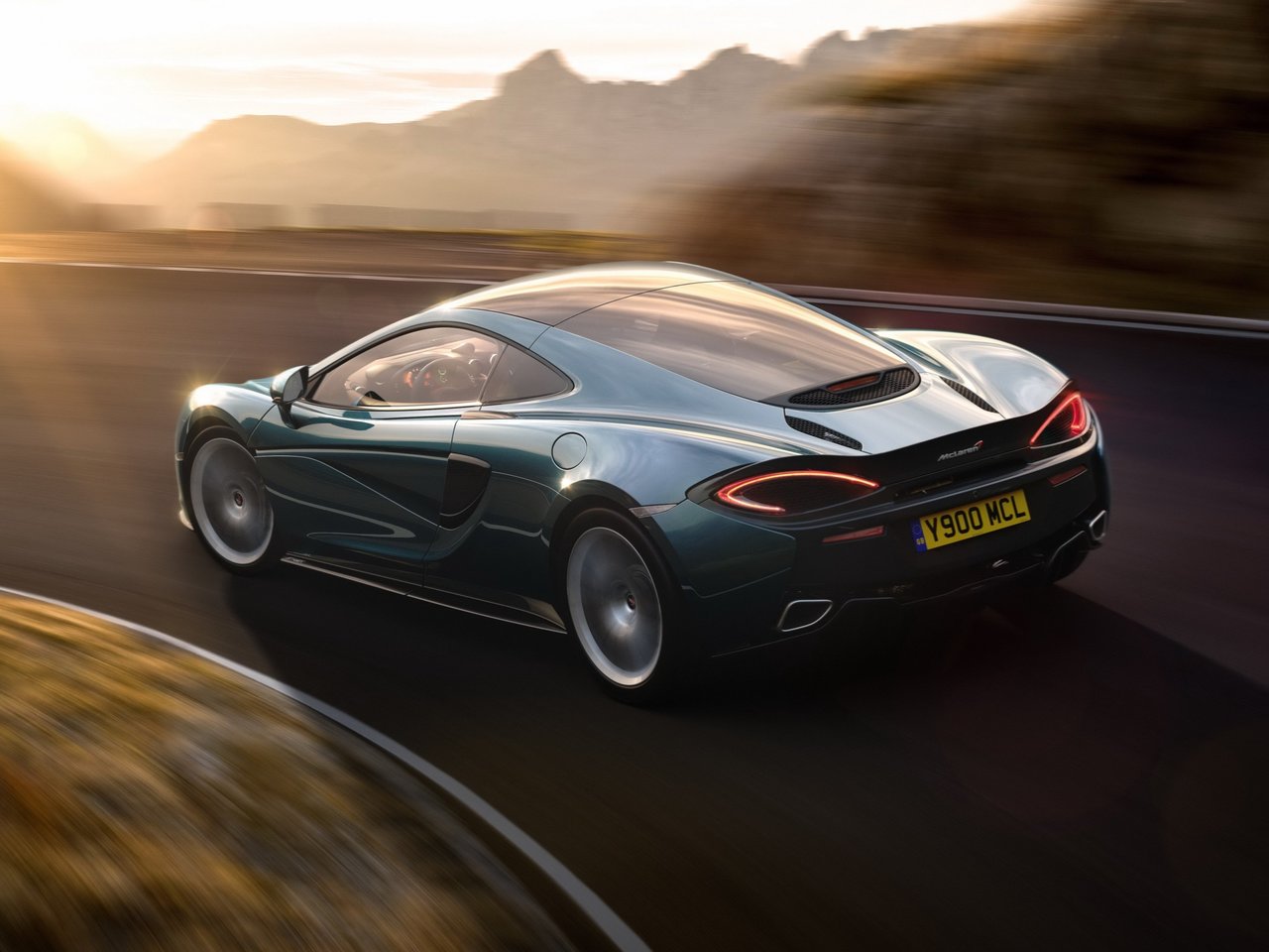 McLaren 570GT I
