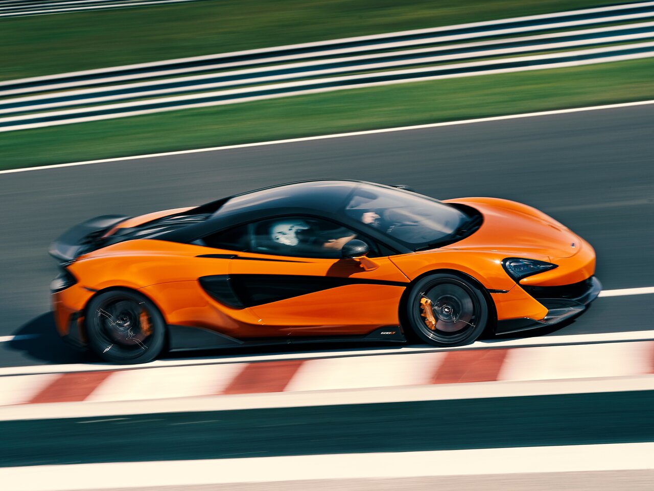 McLaren 600LT Купе