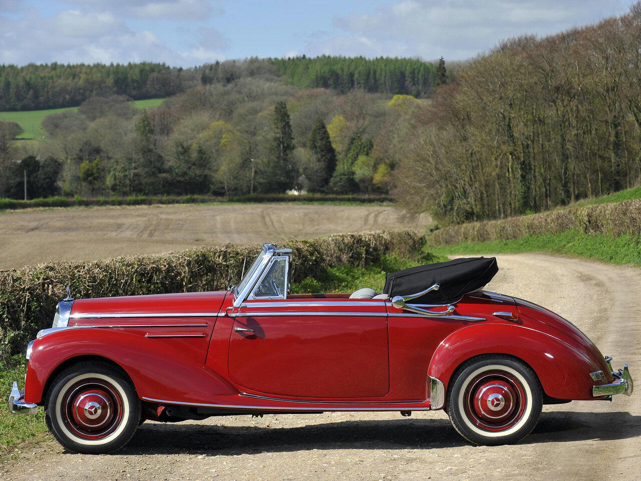 Mercedes-Benz 220 (W187) 1951 – 1955