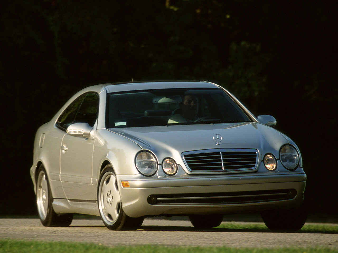 Mercedes-Benz CLK-Класс AMG I (W208)