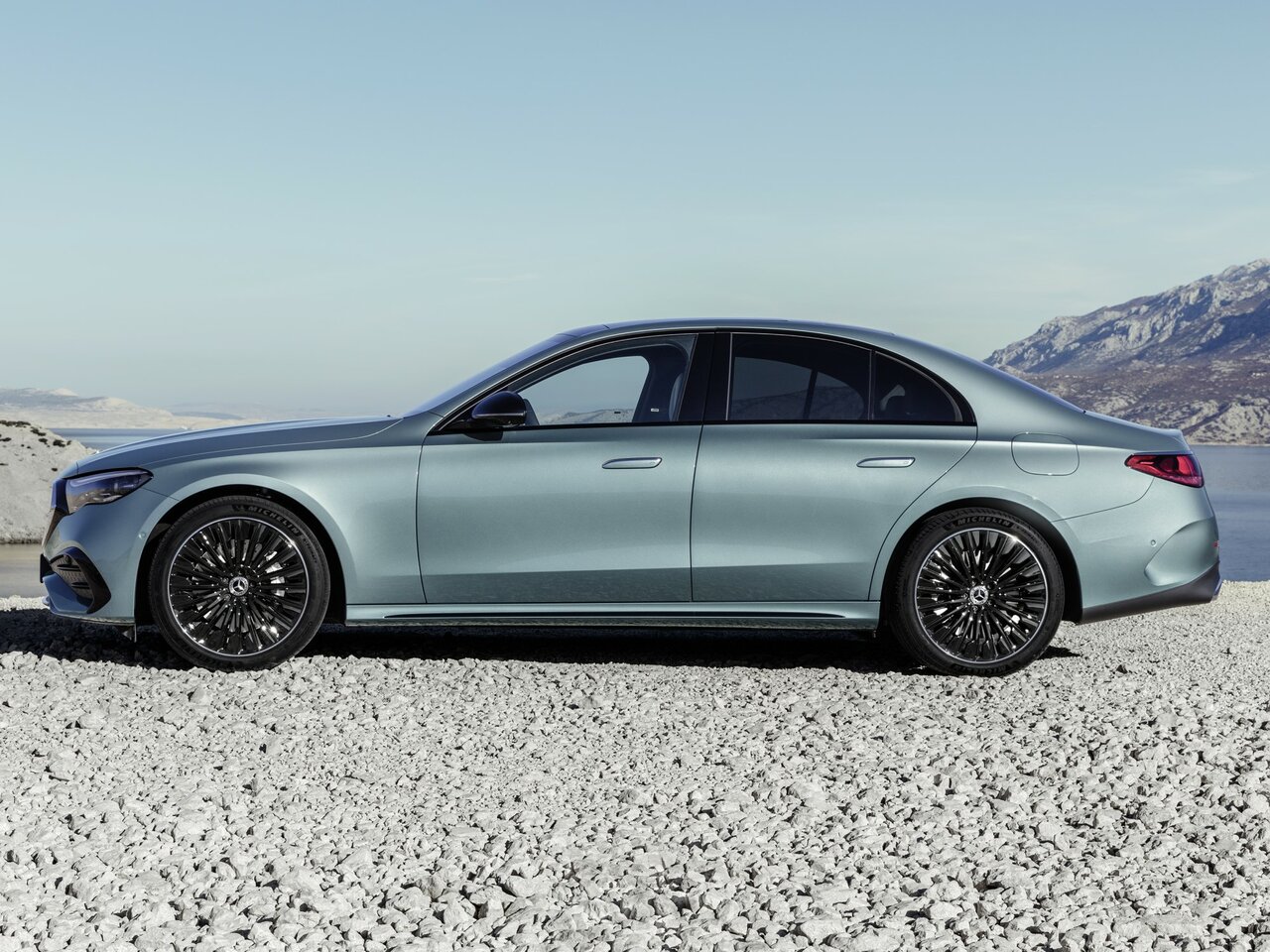 Mercedes-Benz E-Класс VI (W214, S214)