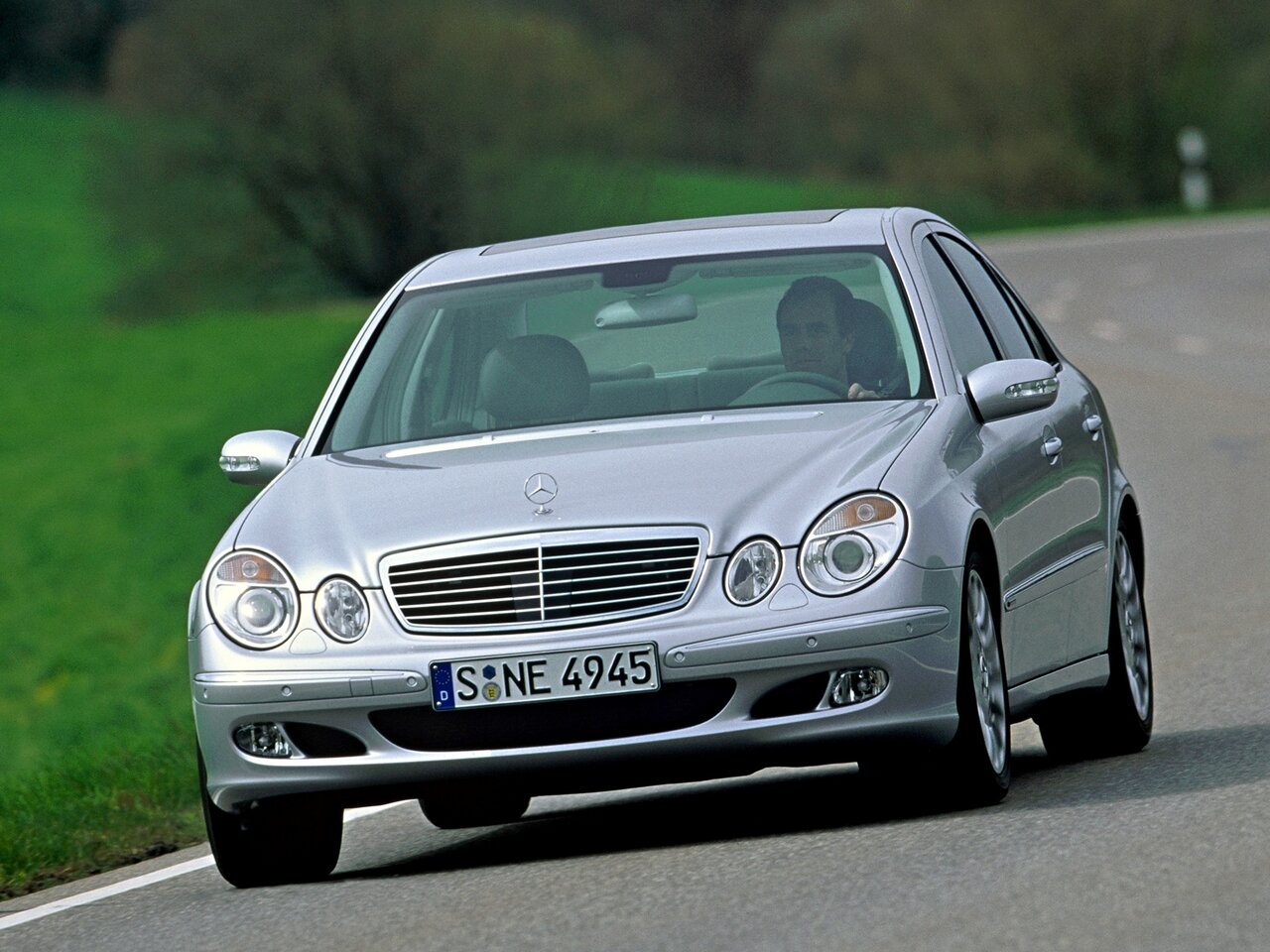 Mercedes-Benz E-Класс III (W211, S211)