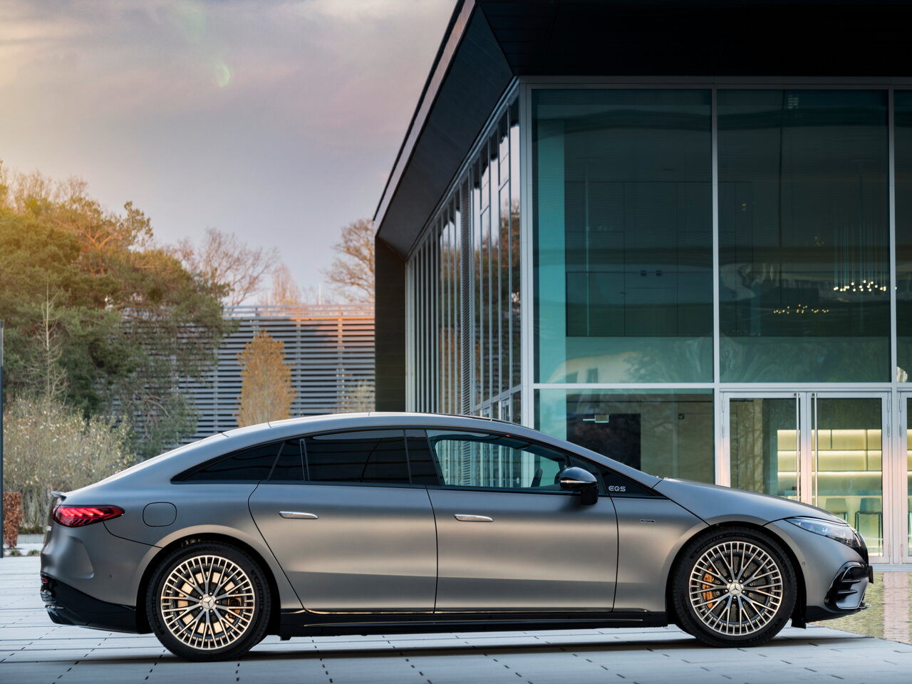 Mercedes-Benz EQS AMG Лифтбек