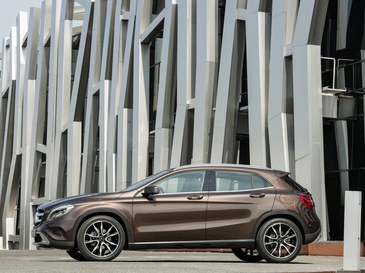 Mercedes-Benz GLA I (X156)