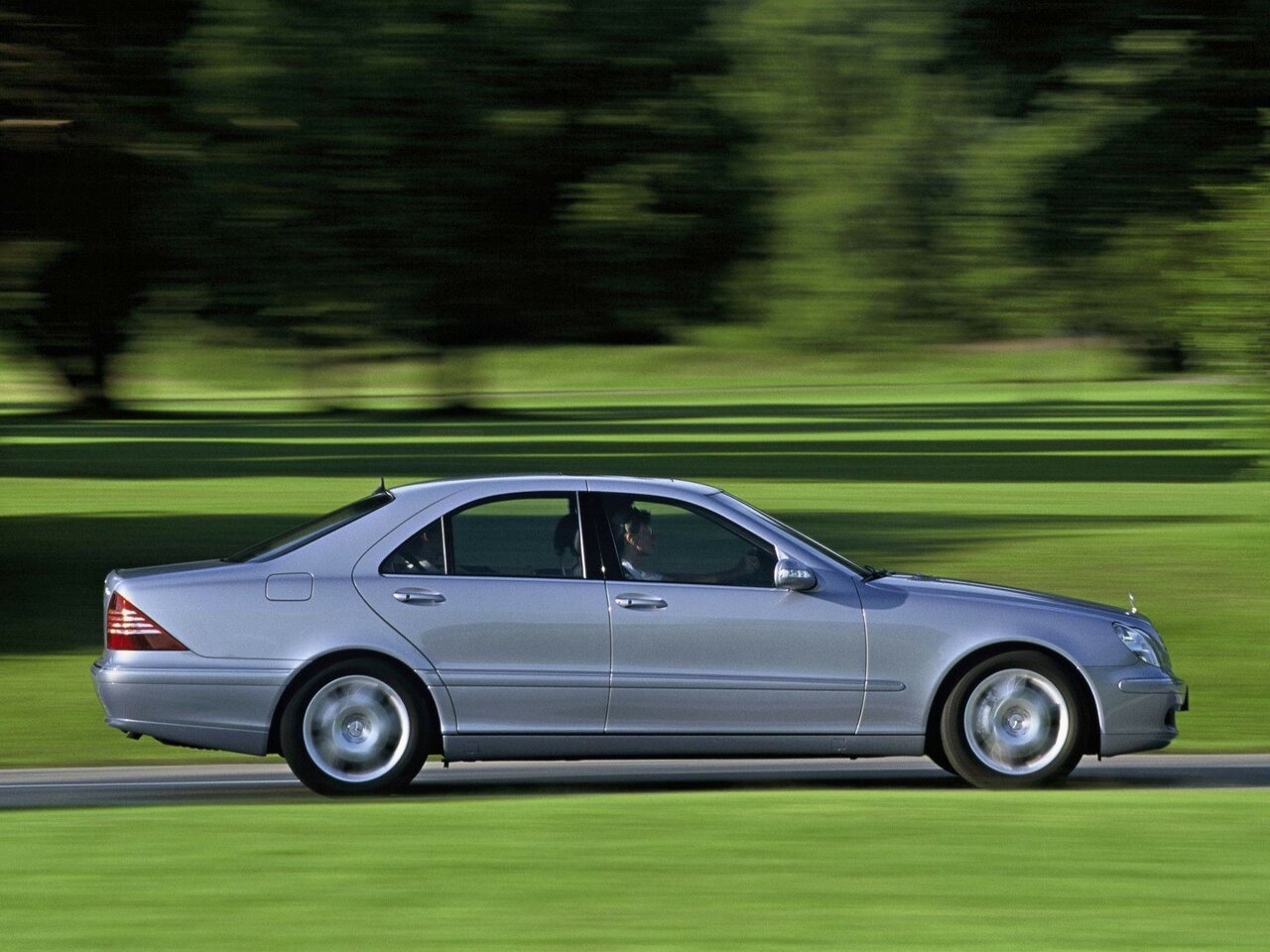 Mercedes-Benz S-Класс IV (W220)