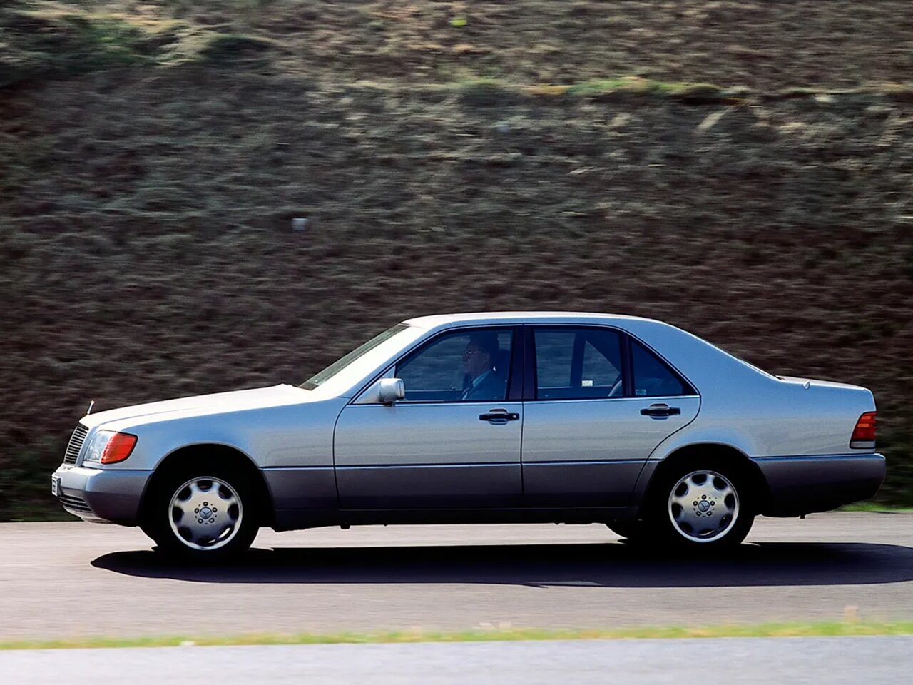 Mercedes-Benz S-Класс III (W140)