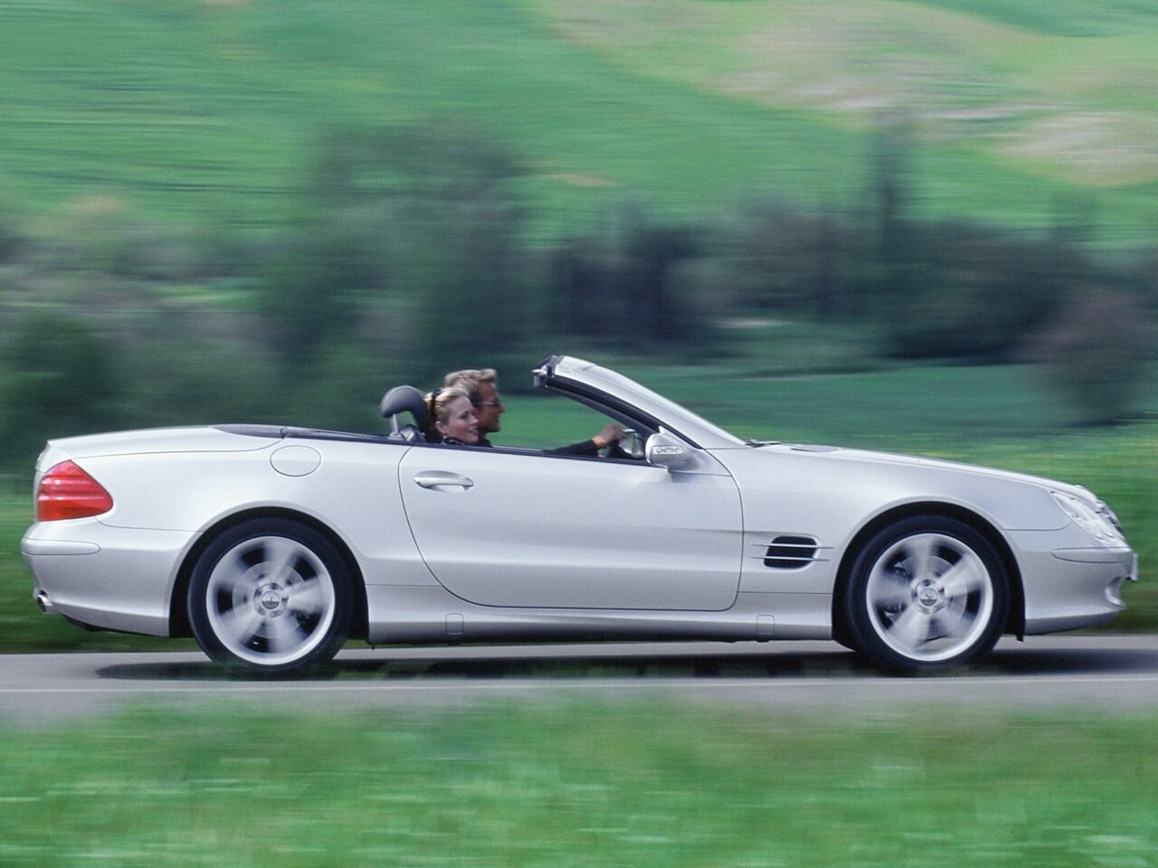Mercedes-Benz SL-Класс V (R230)