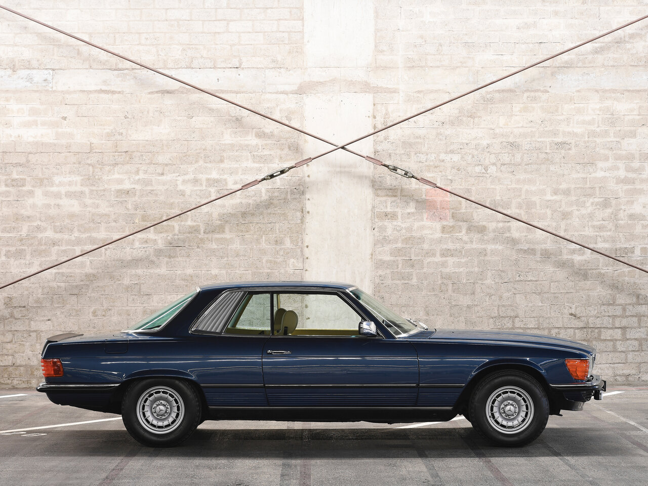 Mercedes-Benz SLC C107