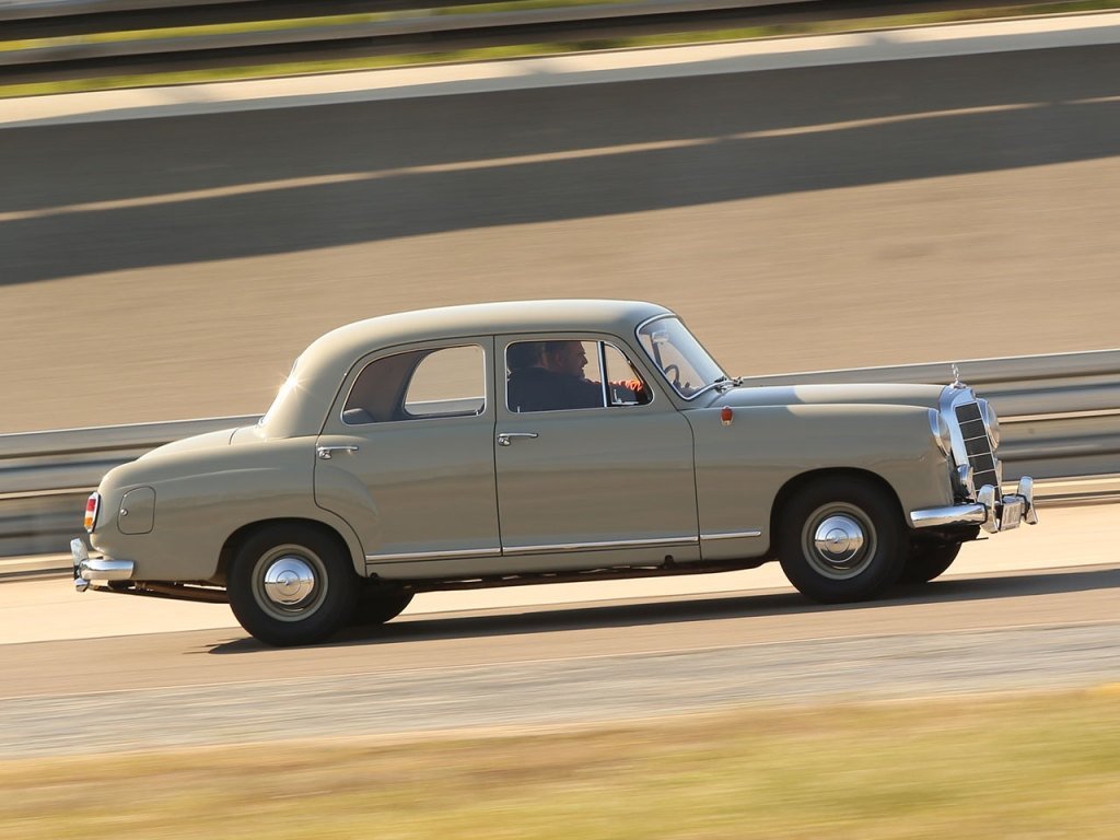 Mercedes-Benz W120 Седан