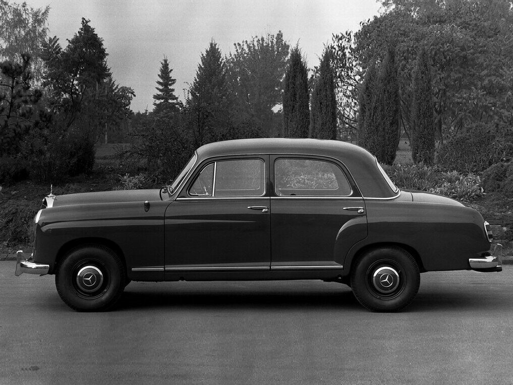 Mercedes-Benz W121 Седан