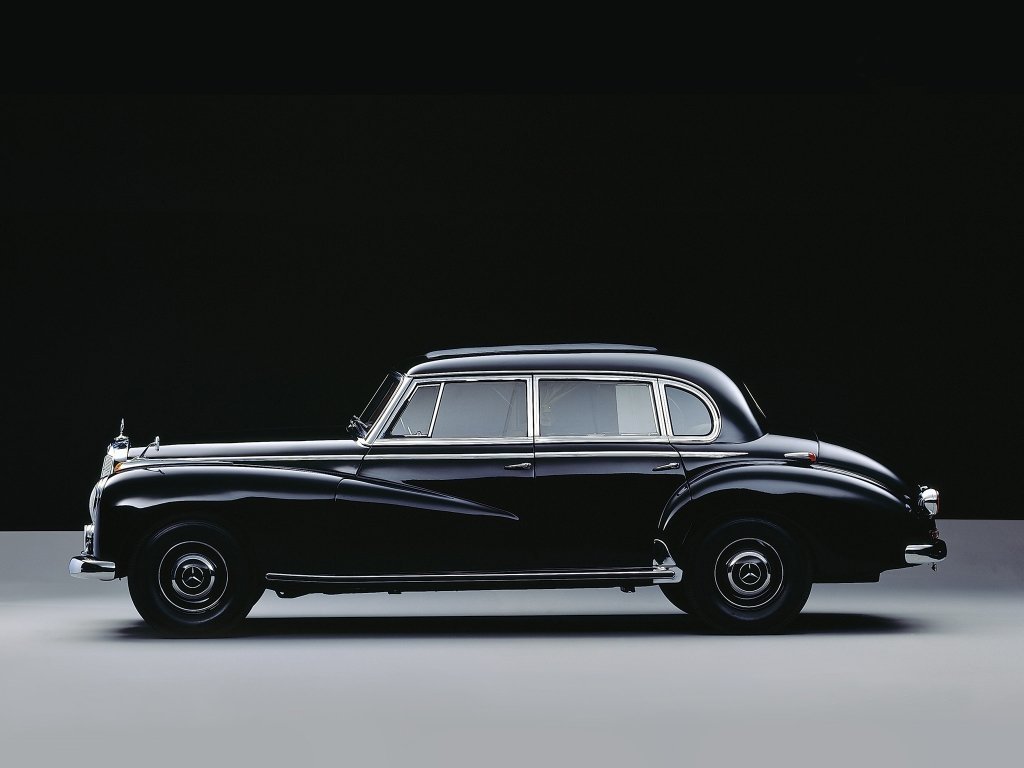 Mercedes-Benz W186 Седан