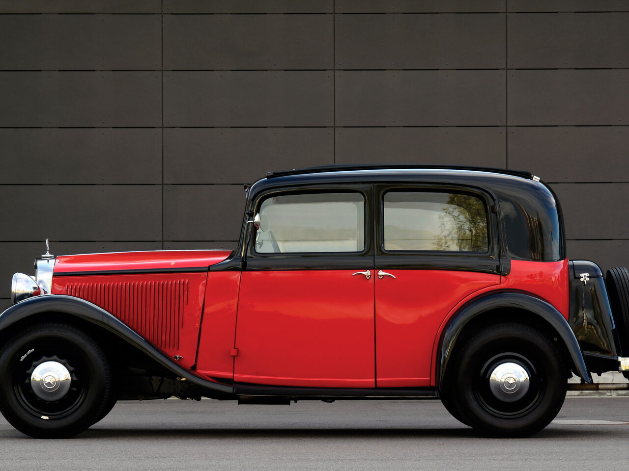 Mercedes-Benz W21 Седан Limousine