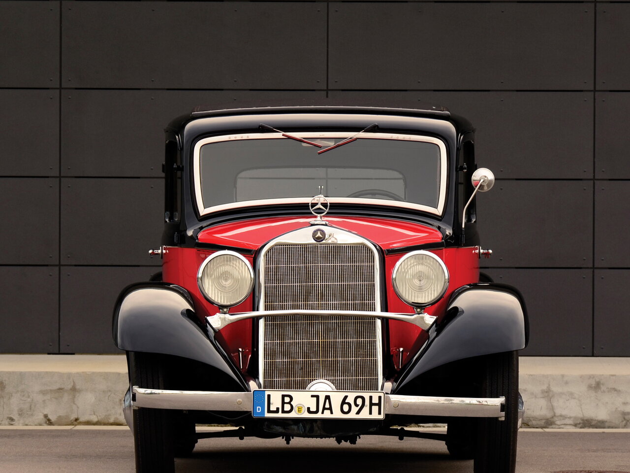 Mercedes-Benz W21 Седан Limousine