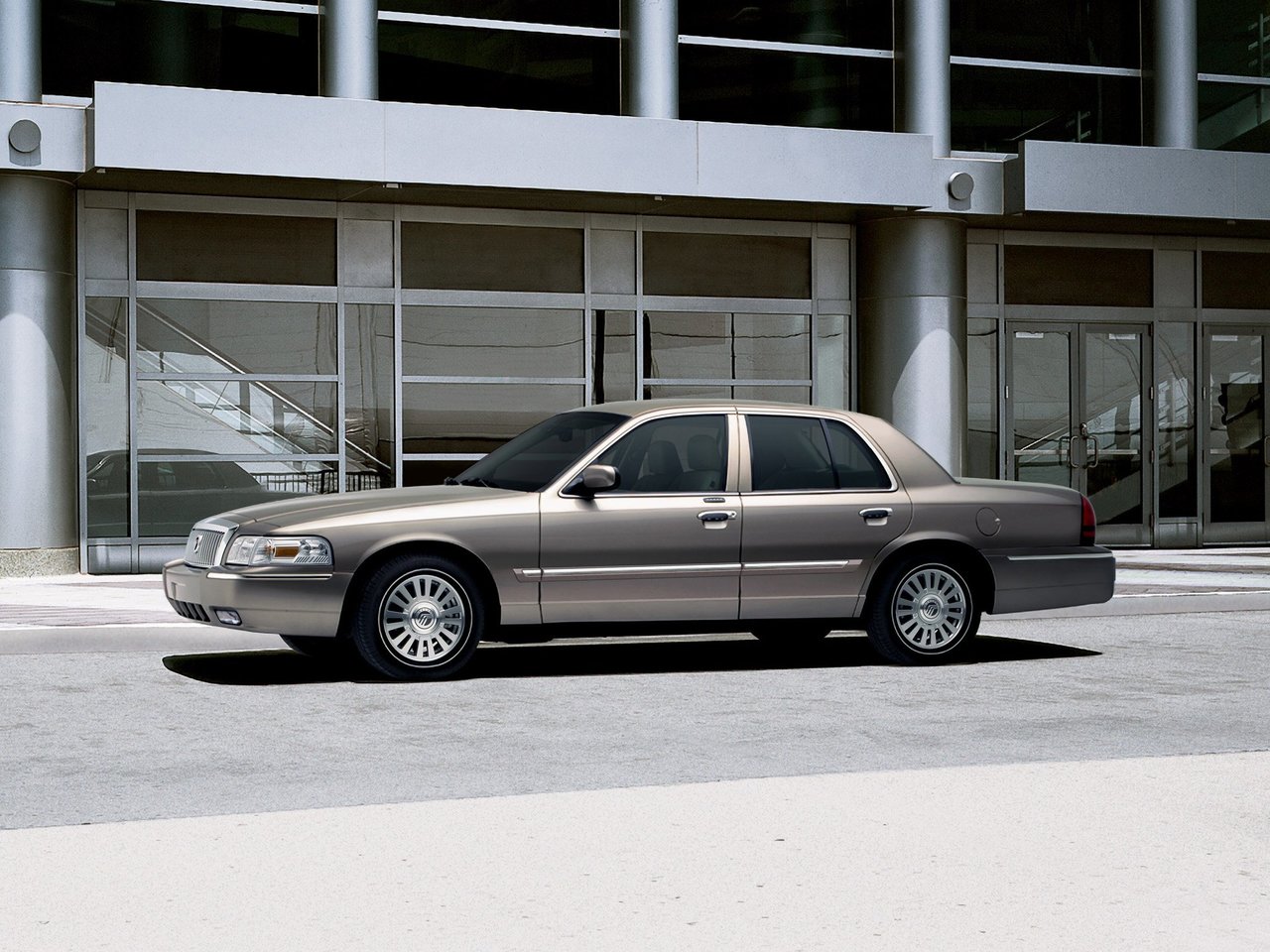 Mercury Grand Marquis IV Рестайлинг