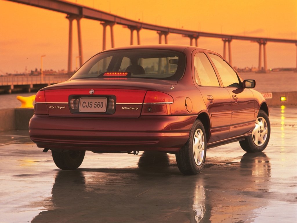 Mercury Mystique Седан