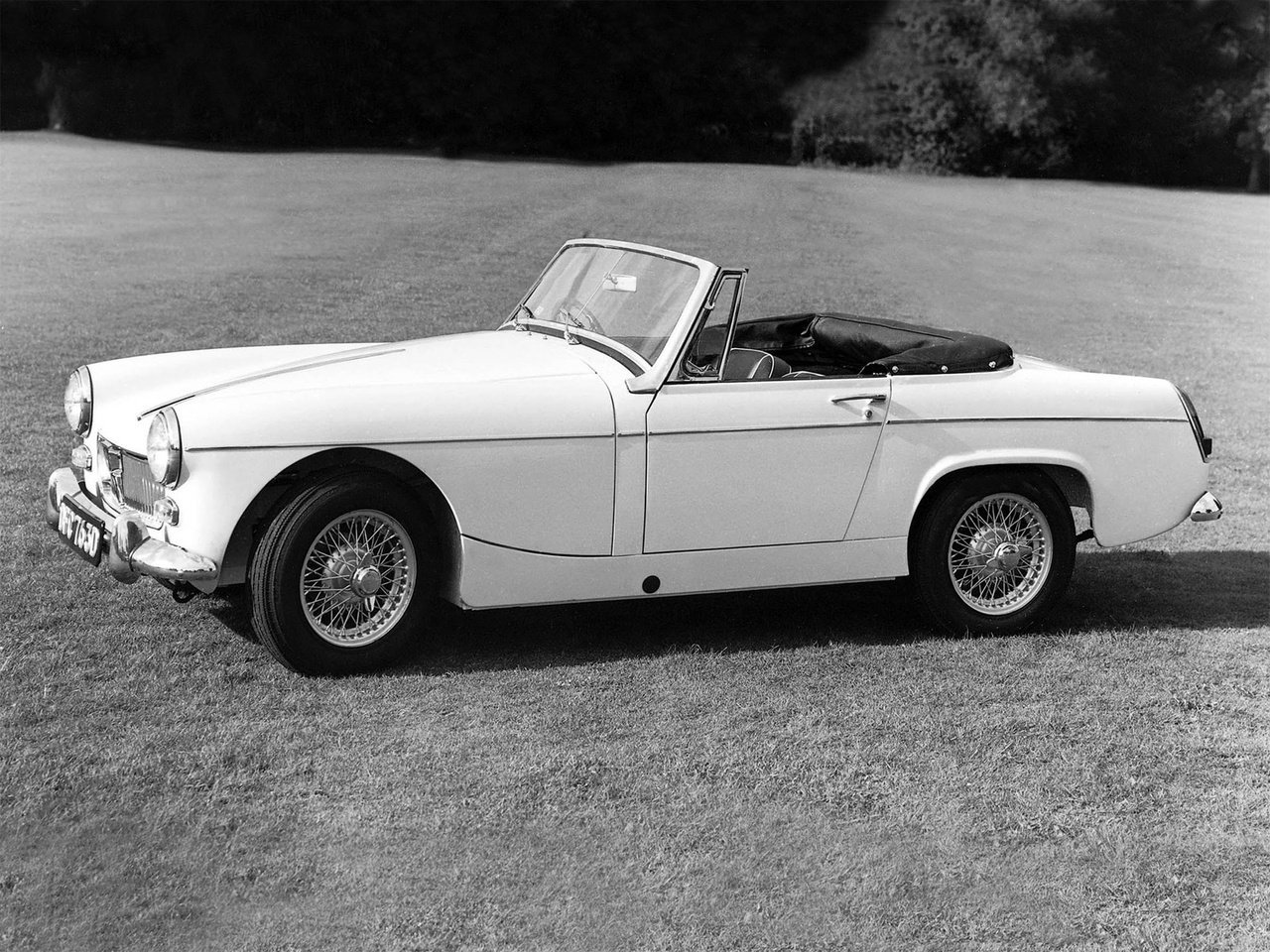 MG Midget Родстер