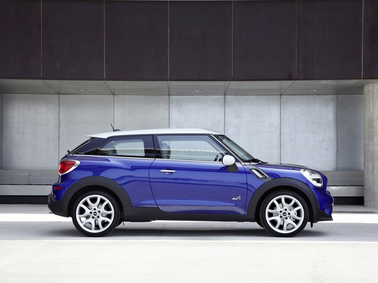 Mini Paceman I