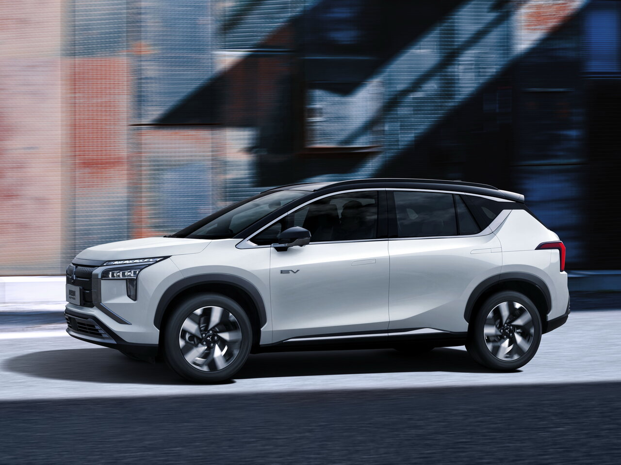 Mitsubishi Airtrek II