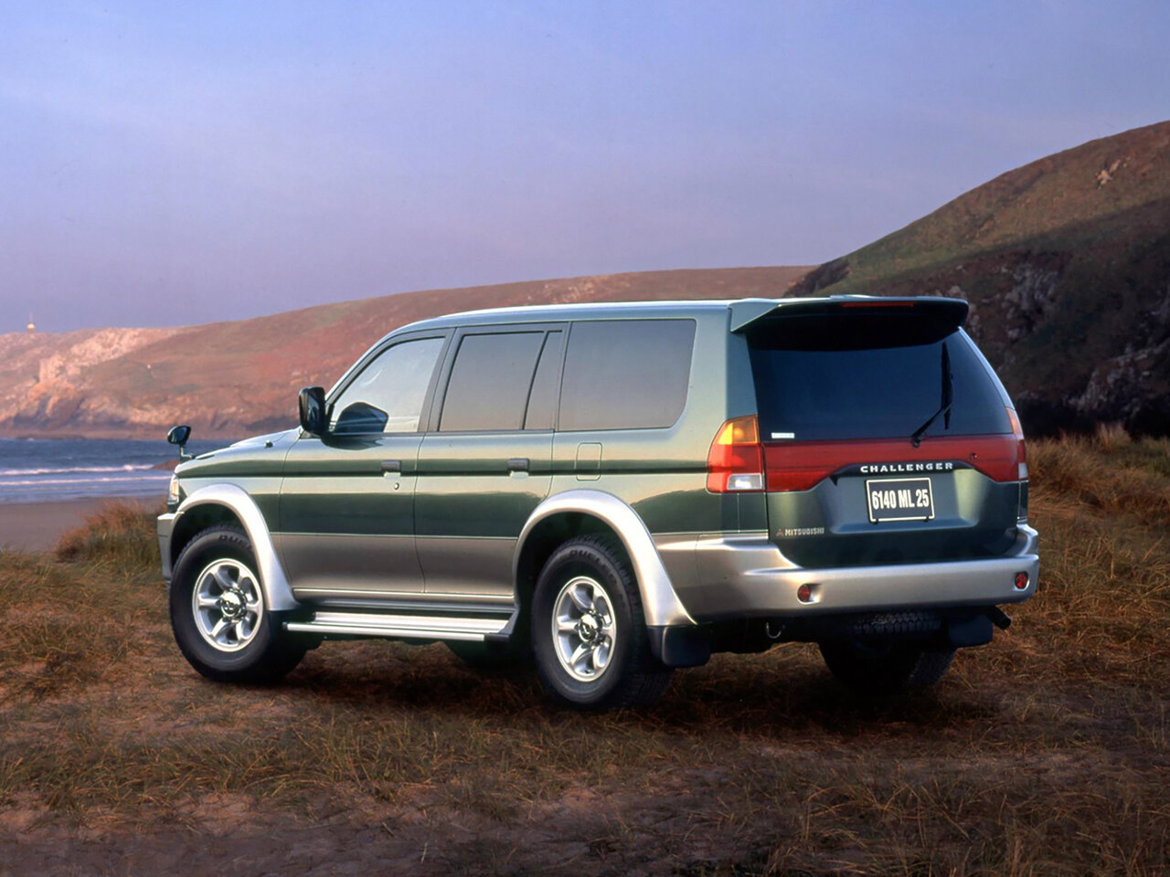 Mitsubishi Challenger I