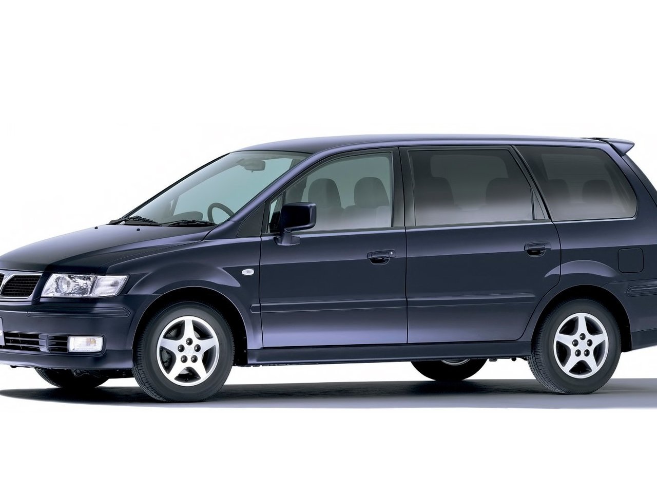 Mitsubishi Chariot III