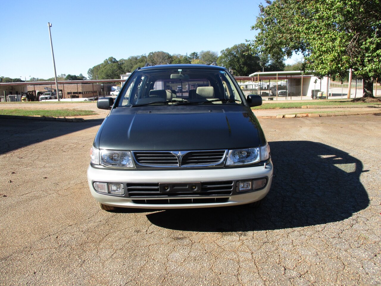 Mitsubishi Chariot II